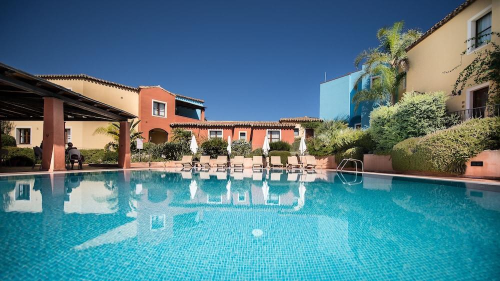 Borgo Degli Ulivi Aparthotel Àrbatax Exterior photo