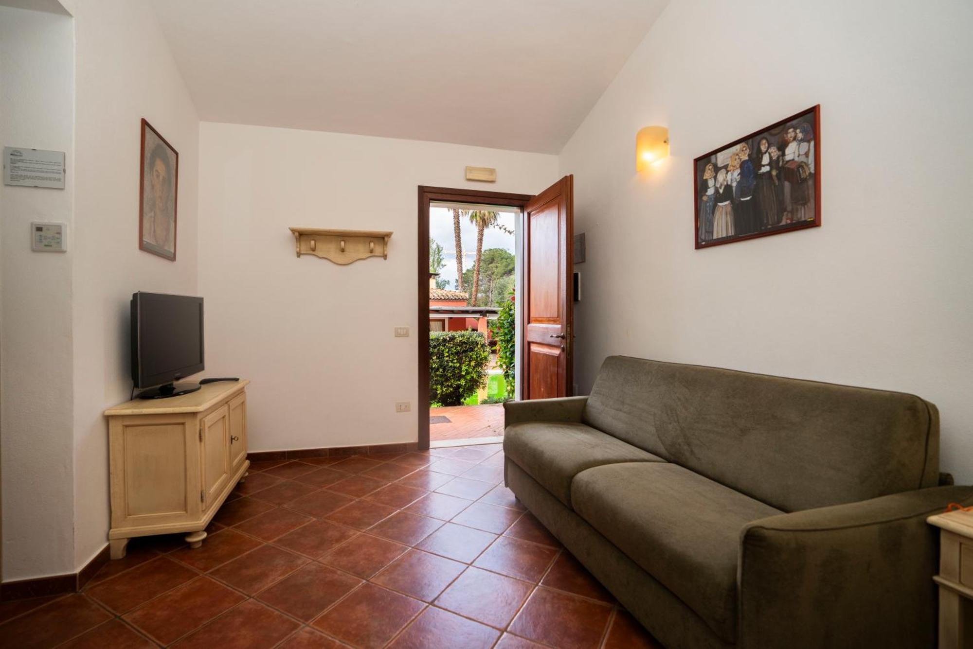 Borgo Degli Ulivi Aparthotel Àrbatax Exterior photo