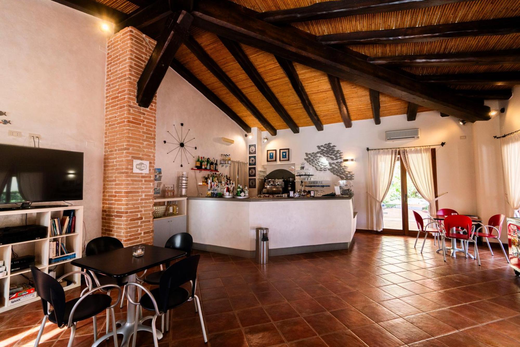Borgo Degli Ulivi Aparthotel Àrbatax Exterior photo