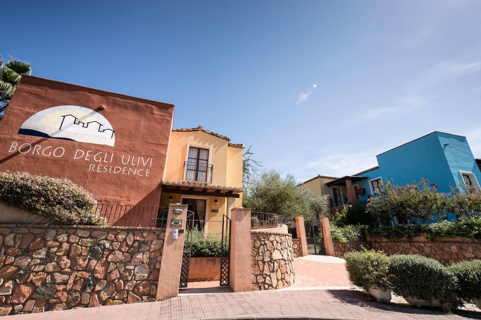 Borgo Degli Ulivi Aparthotel Àrbatax Exterior photo