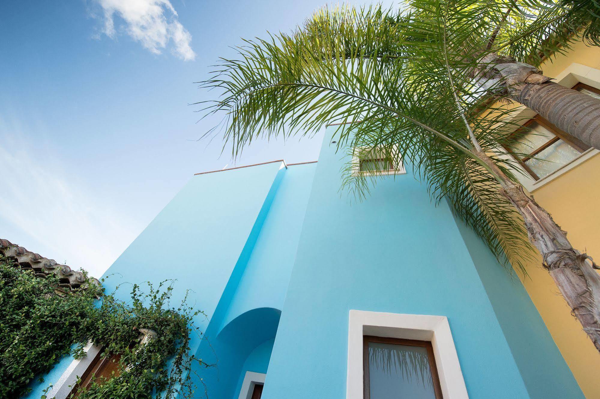 Borgo Degli Ulivi Aparthotel Àrbatax Exterior photo